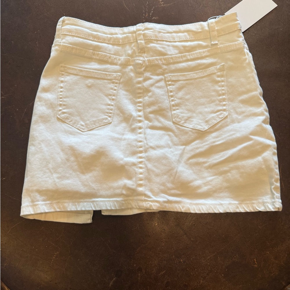 Classic White Denim Skirt BLOOMY SKORT